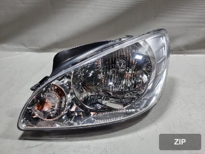 Hyundai Click 2011 — фара левая