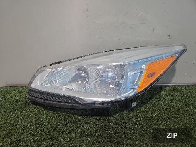 Ford Escape 2013 — фара левая