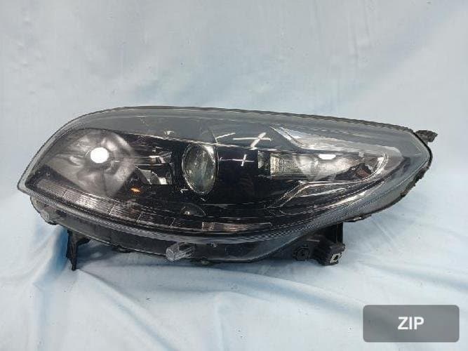 Renault SM7 2019 — фара левая (HID)