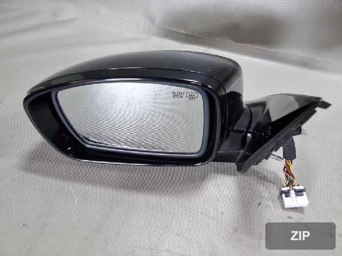Hyundai Genesis 2012 — боковое зеркало левое