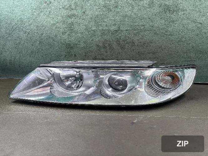 Hyundai Grandeur 2009 — фара левая