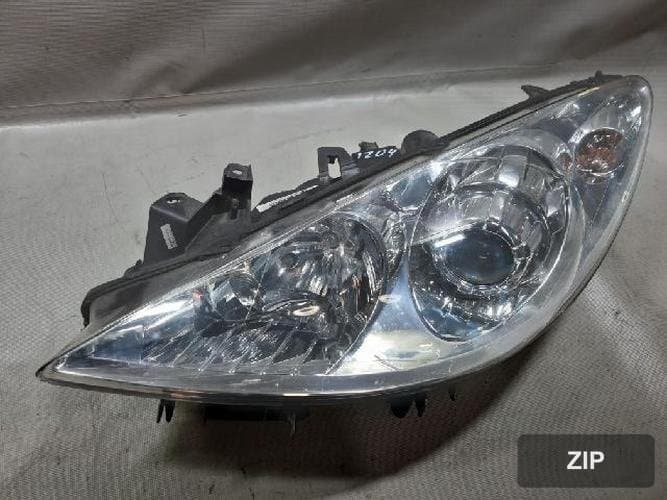 Peugeot 307 2007 — фара левая 9681834880