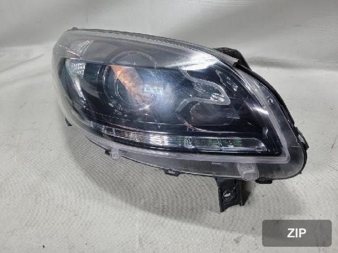 Renault SM7 2012 — фара правая 6