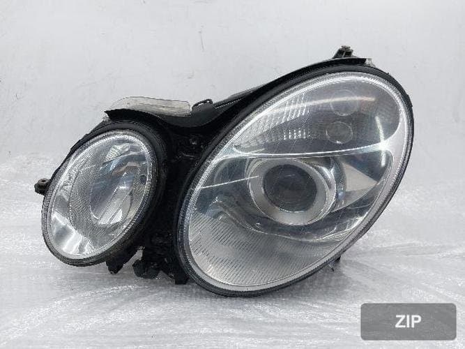 Mercedes-Benz E-Class 2006 — фара левая (HID)