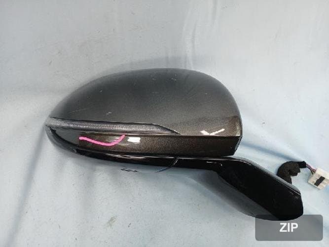 Genesis GV70 2021 — боковое зеркало правое