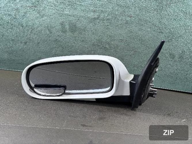 KG Mobility Korando 2012 — зеркало боковое левое
