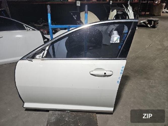 Jaguar XF 2012 — дверь передняя левая 8X23-F20125-AB