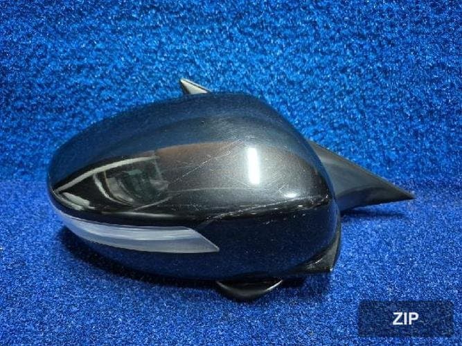 Hyundai Genesis 2010 — боковое зеркало правое 876203M060AF