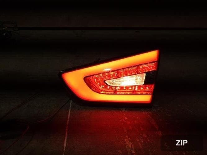 Kia K7 2013 — задний фонарь правый внутренний 92406-3R500