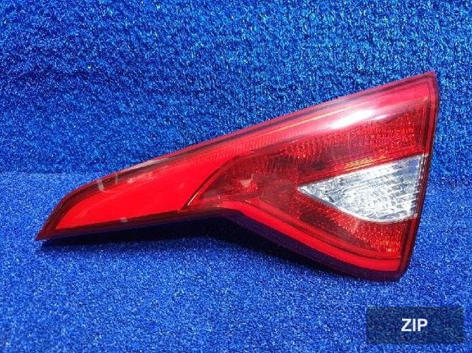 Hyundai Sonata 2016 — фонарь белый (багажник) 2
