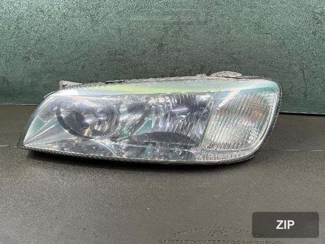 Hyundai Grandeur 2002 — фара левая HID