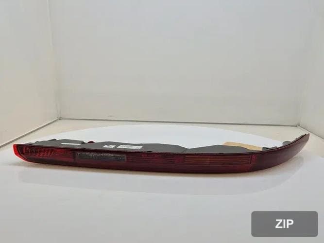 Audi Q7 2023 — противотуманный фонарь левый 4M0945095