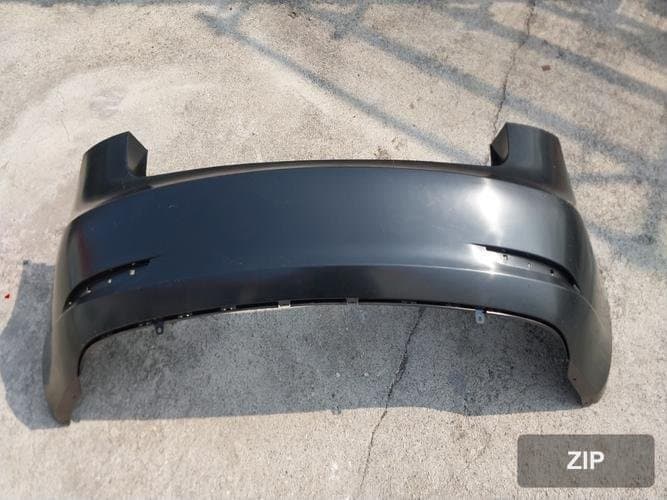 Tesla Model 3 2022 — бампер задний 110890500D