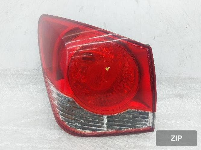 GM Daewoo Lacetti 2011 — комбинированный задний фонарь левый