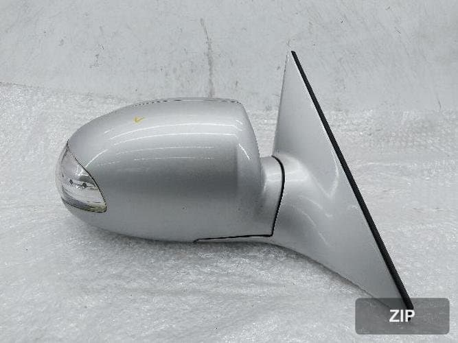 Kia Opirus 2009 — зеркало боковое правое
