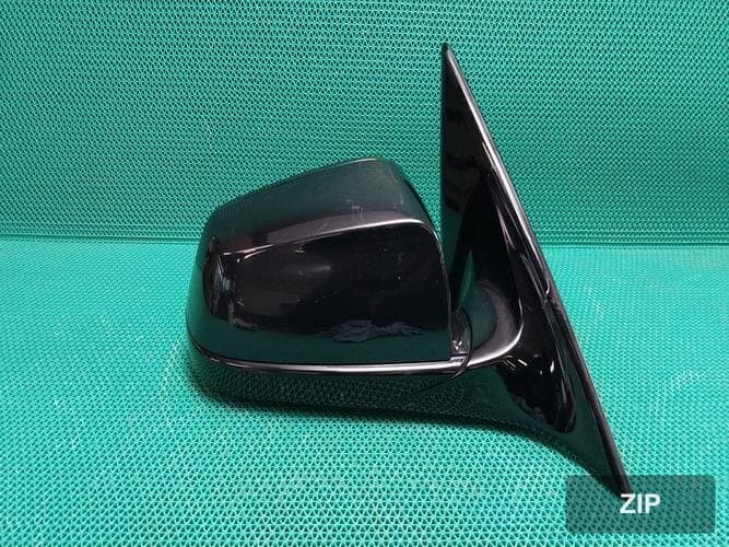 BMW 5 Series 2012 — боковое зеркало правое 7283676