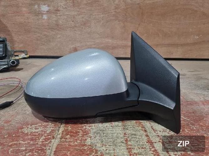 GM-Daewoo Aveo 2013 — боковое зеркало правое