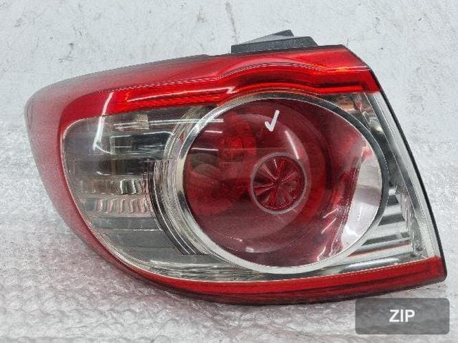 Hyundai Santa Fe 2012 — фонарь задний комбинированный левый (сторона водителя)