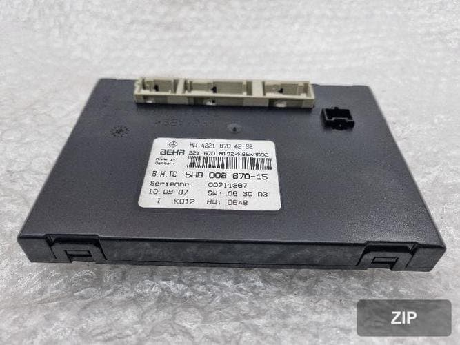 Mercedes-Benz S-Class 2008 — модуль кондиционера A2218704292