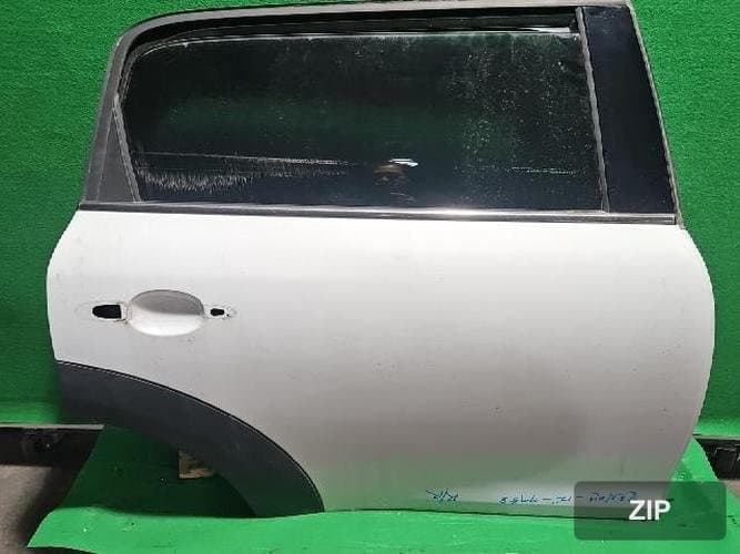Mini Countryman 2012 — дверь задняя правая 9805930