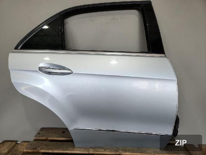 Mercedes-Benz E-Class W212 2010 — дверь задняя правая