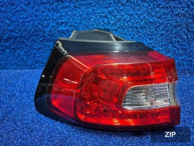 Jeep Grand Cherokee 2015 — комбинированный фонарь задний левый 68102909AF
