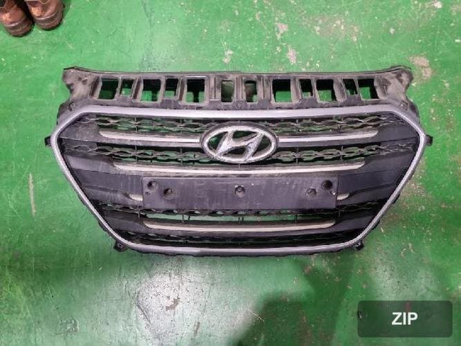 Hyundai i30 2015 — решётка радиатора 86351-A5600