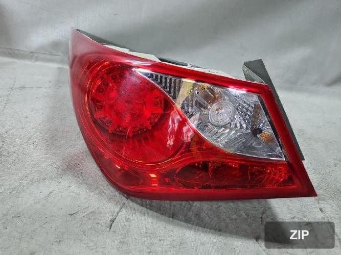Hyundai Sonata 2010 — фонарь задний левый комбинированный