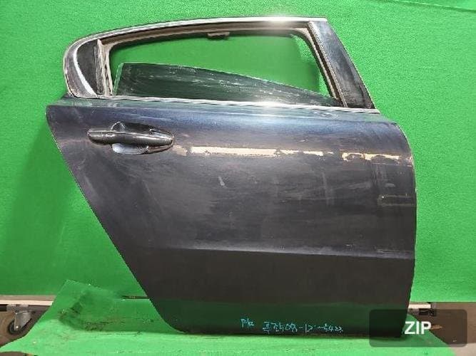Peugeot 508 2012 — дверь задняя правая 9008X3