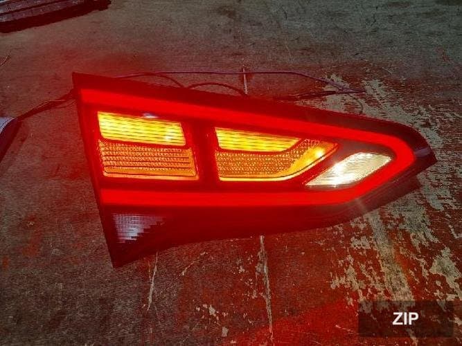 Hyundai Aslan 2015 — обшивка задней левой двери