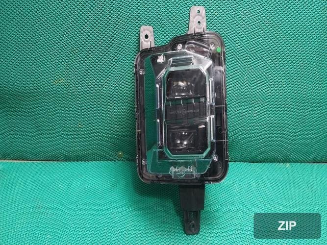 KG Mobility Musso EV 2025 — фара передняя правая 8310244000