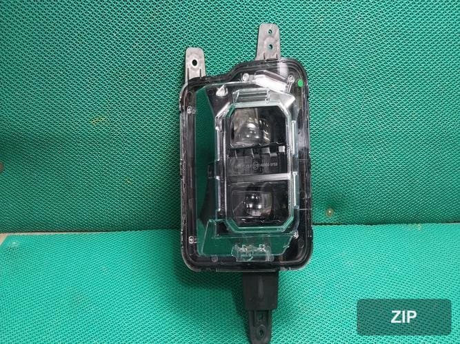 KG Mobility Musso EV 2025 — фара головного света правая 8310244000