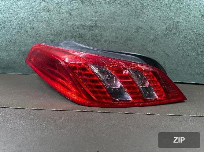 Peugeot 508 2014 — фонарь комбинированный задний левый (водительский) 9686 293780A