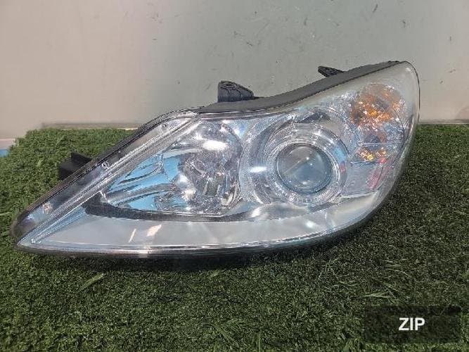 Hyundai Genesis 2011 — фара левая 92101 3M0