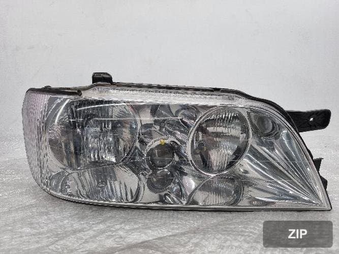 Hyundai Equus 2007 — фара головного света правая (HID)