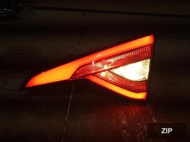 Hyundai Sonata 2015 — фонарь задний правый внутренний 92404-C1000