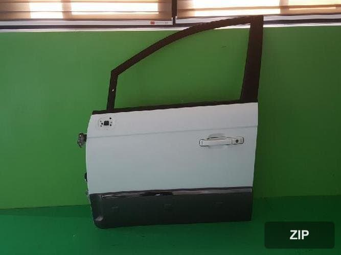KG Mobility Rodius 2005 — передняя дверь левая
