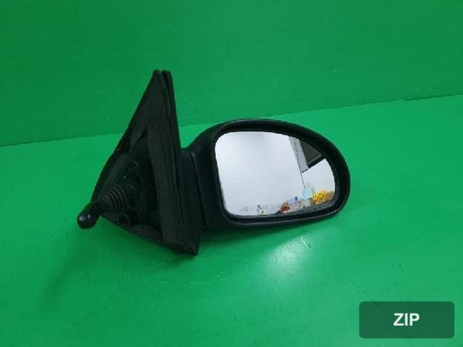 Kia Avella 1996 — боковое зеркало правое KK372 6918002