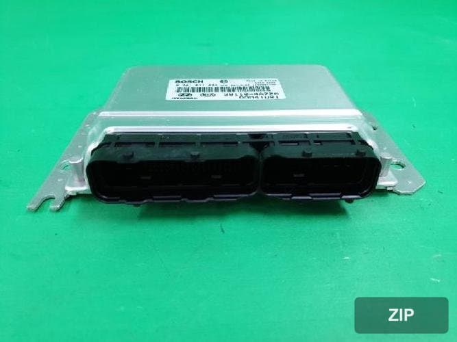 Kia Sorento 2002 — блок управления двигателем ECU 391104A720