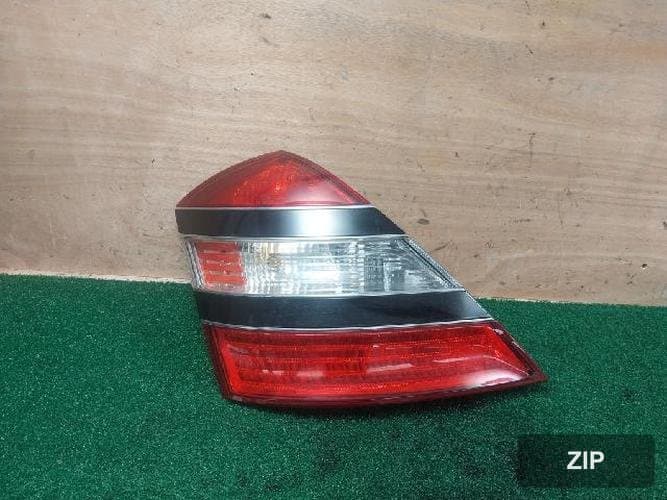Mercedes-Benz S-Class 2008 — комбинированный фонарь задний левый (водительский) A 211 820 03 66