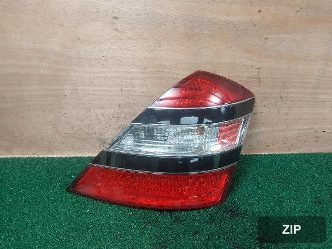 Mercedes-Benz S-Class 2008 — комбинированный задний фонарь правый (пассажирский) A 221 820 0464