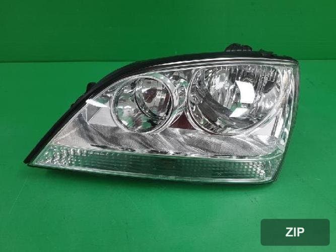 Kia Sorento 2004 — фара левая 921013E000
