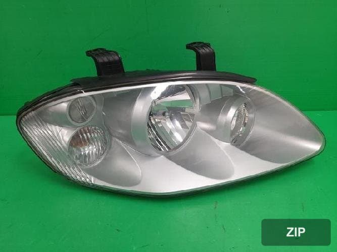KG Mobility Rodius 2004 — фара головного света правая