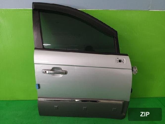 KG Mobility Rodius 2004 — передняя дверь правая