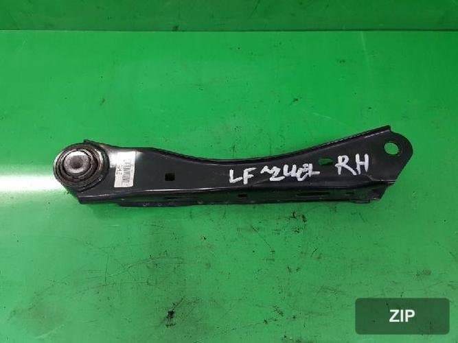 Hyundai Sonata 2015 — верхний рычаг (правый) 55260E6500