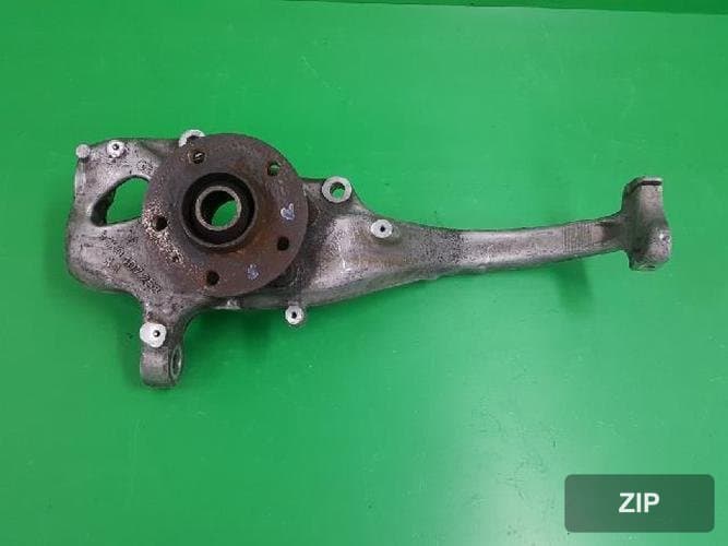 Audi A4 2012 — поворотный кулак передний правый 8K0 407 258