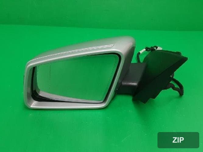 Mercedes-Benz A-Class 2014 — боковое зеркало левое A1768100376