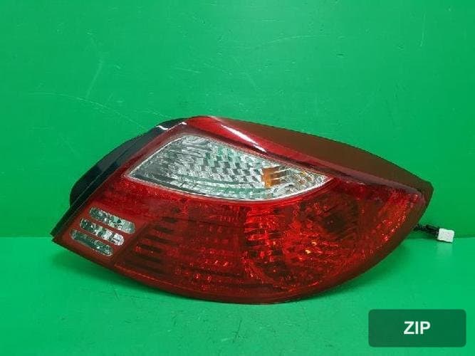 Kia Rio 2001 — комбинированный задний фонарь правый (пассажирский) 0K30C51150A