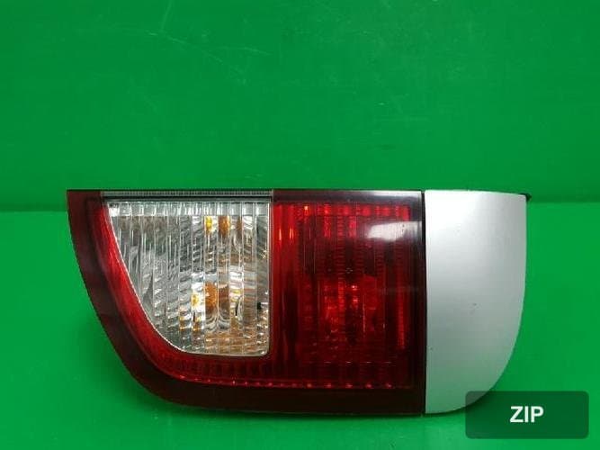 KG Mobility Kairun 2006 — задний комбинированный фонарь правый 8360209002