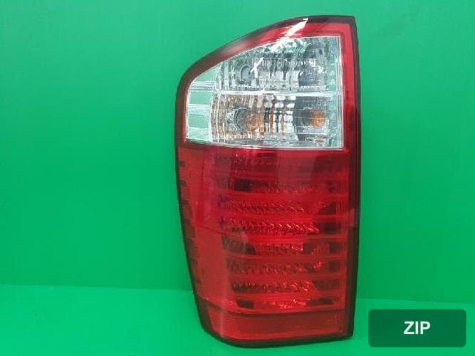 Kia Carnival 2006 — комбинированный фонарь задний левый (водительский) 92401 4D000 10